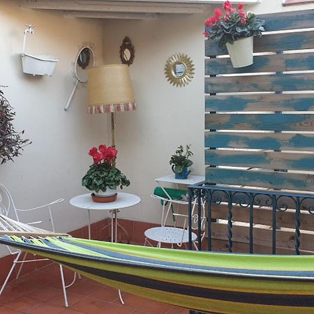 Hotel Hostal Chic Сан-Фаліу-да-Ґішулс Номер фото